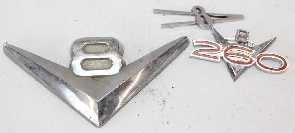 1938 Ford V8 Fender Emblem (1 of 2)