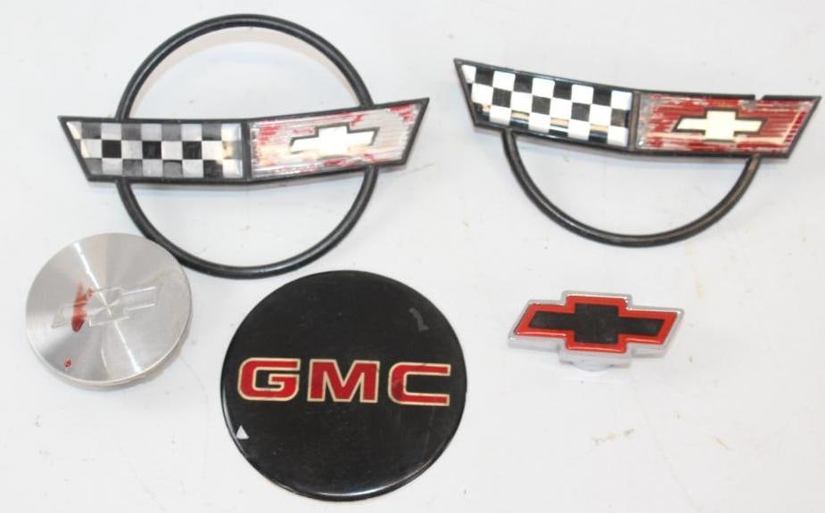 Group of 5 Chevrolet and GMC Emblems and Wheel Cover: Largest is 5.5" x 4"