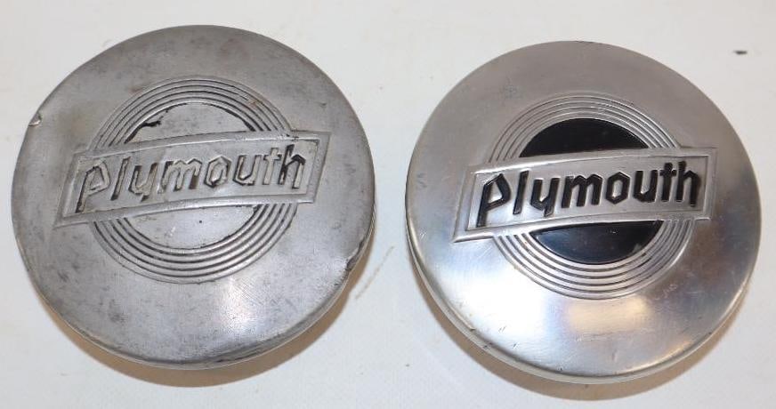 Group of 2 Plymouth 1930's Aluminum Threaded Automobile Hubcaps (1 of 2)