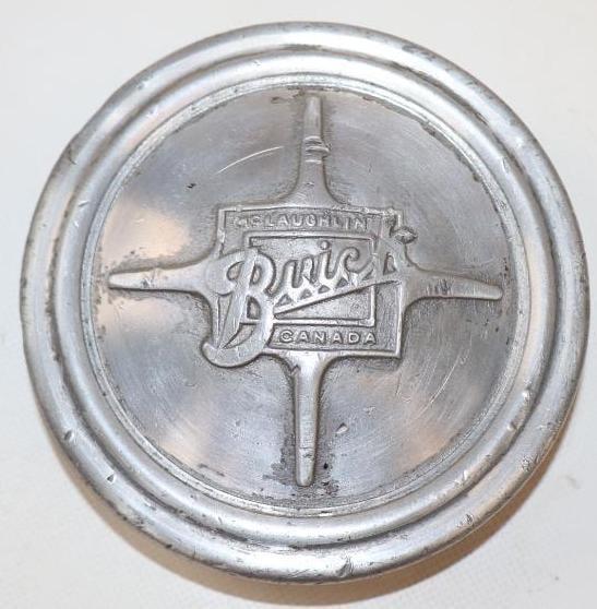 Buick McLaughlin Canada Embossed Aluminum Threaded Automobile Hubcap (1 of 2)