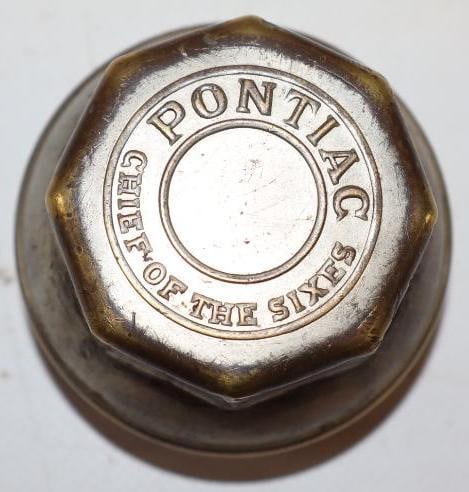 1926 Pontiac Chief of the Sixes Threaded Automobile Hubcap (1 of 2)