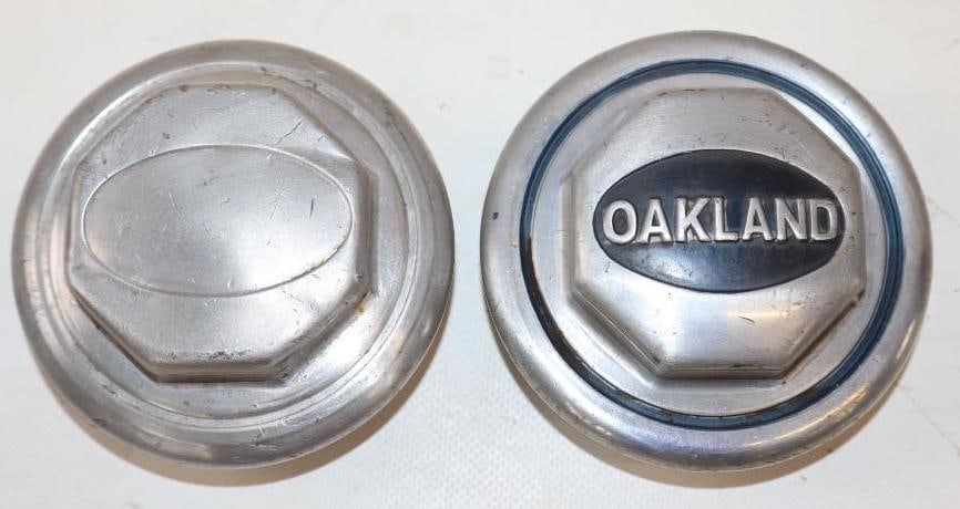 Group of 2 Late 1920's Oakland OEM and Aftermarket Threaded Automobile Hubcaps (1 of 2)