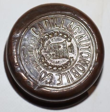1906 Brass Embossed Cadillac Automobile Co. Threaded Automobile Hubcap (1 of 2)