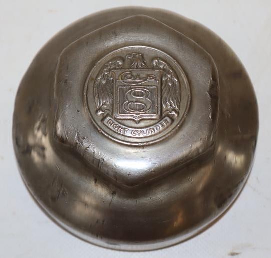 Cole 8 Embossed Threaded Automobile Hubcap (1 of 2)