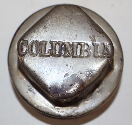Columbia Motor Car Co. Debossed Steel Threaded Automobile Hubcap (1 of 2)
