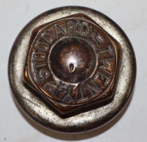 Stoddard 20 Embossed Brass Threaded Automobile Hubcap (1 of 2)