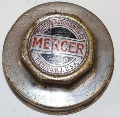 Mercer Automobile Co. Threaded Automobile Hubcap (1 of 2)