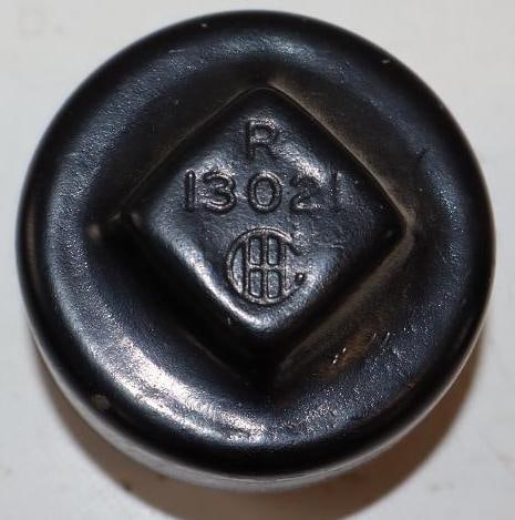 International Harvester Threaded Hubcap: 2.5" x 2.5" x 2.25"