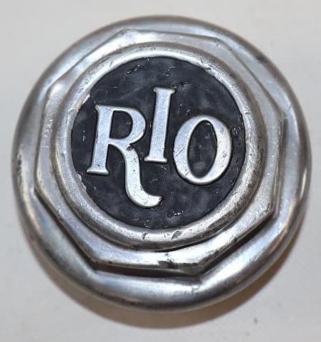 Reo Embossed Aluminum Threaded Automobile Hubcap (1 of 2)