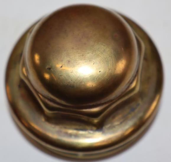 1913 Hupmobile Brass Threaded Automobile Hubcap (1 of 2)
