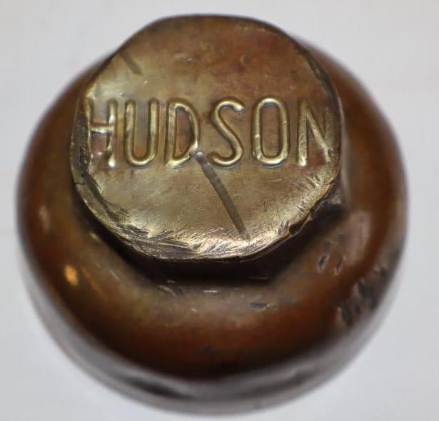 1910 Hudson Brass Embossed Threaded Automobile Hubcap (1 of 2)