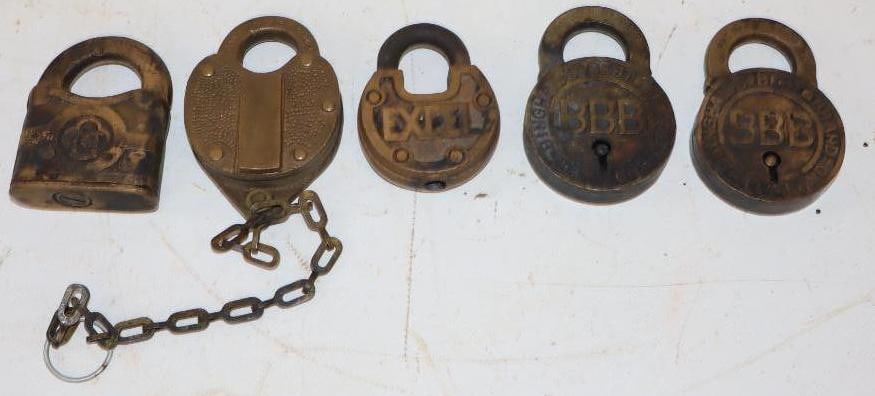 Group of 5 Brass Yale, Excel and BBB Padlocks (1 of 4)
