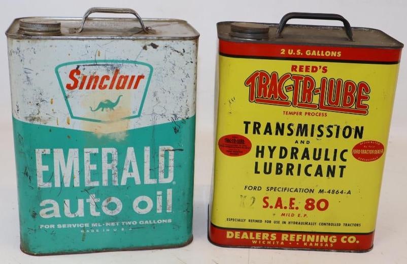 Group of 2 Sinclair Emerald & Trac-Tr-Lube 2 Gallon Oil Cans (1 of 4)