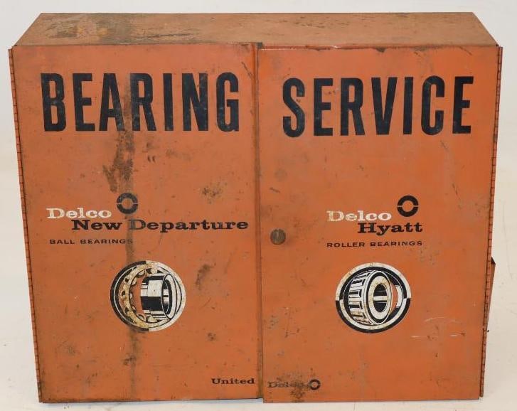 Delco Hyatt Roller Bearings Advertising Display Cabinet (1 of 4)