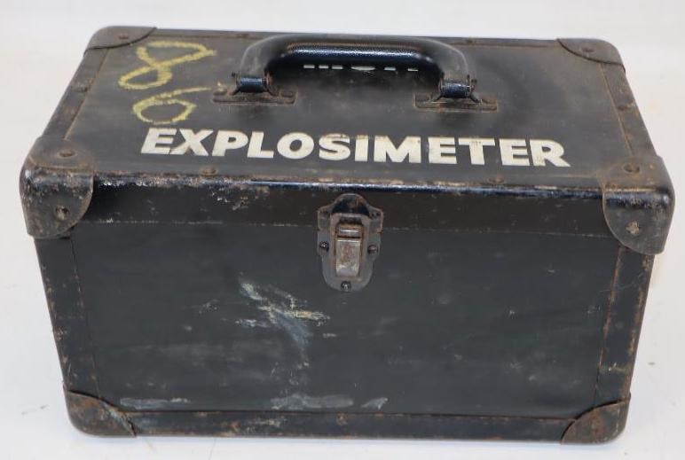 MSA Combustible Gas Indicator in Original Carrying Case (1 of 5)