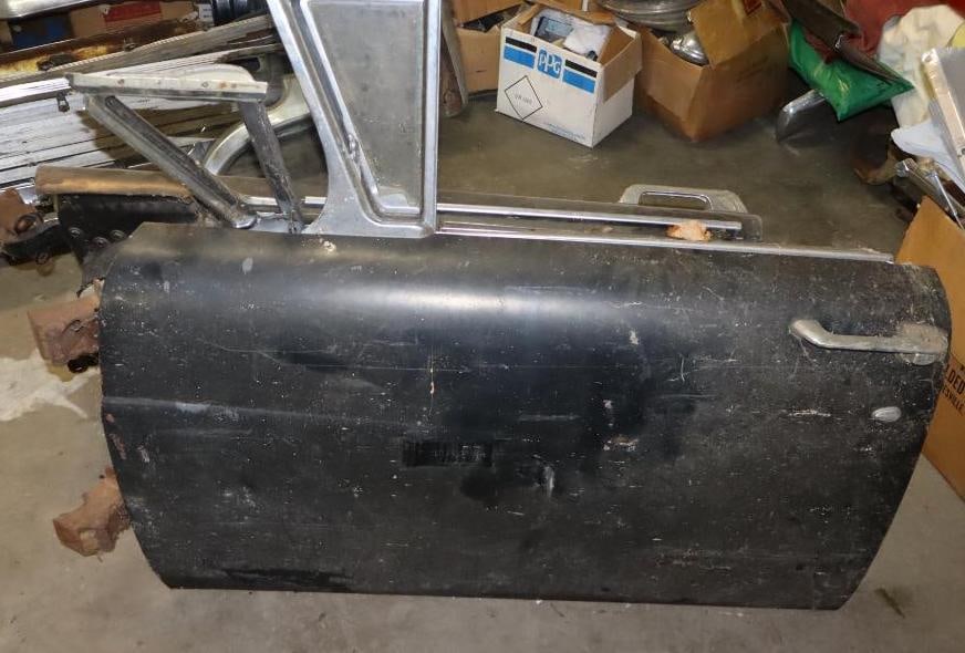 Pair of 1957 Ford Doors- Driver and Passenger (1 of 5)