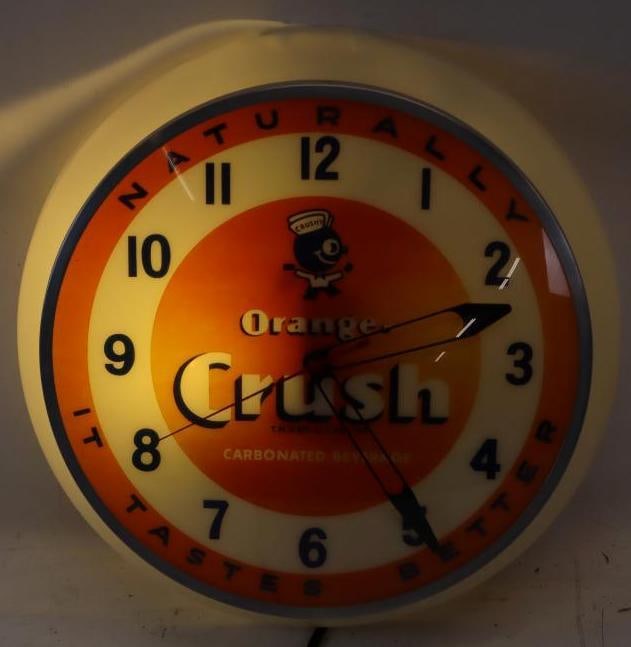 Orange Crush "Crushy" Soda Lightup Advertising Clock (1 of 11)