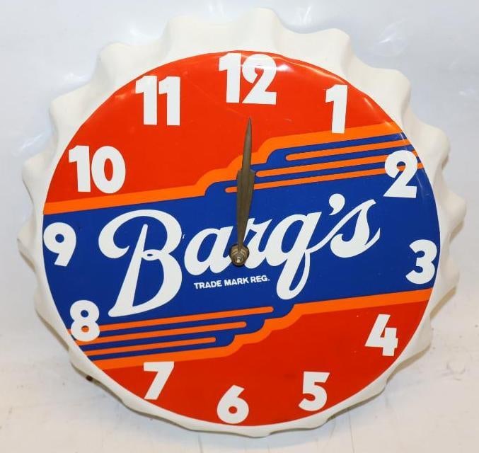 Barq's Root Beer Advertising Bottlecap Clock (1 of 7)