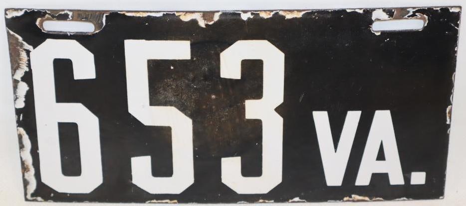 1906 Virginia First Issue Type 1 Porcelain 3 Digit License Plate (1 of 5)