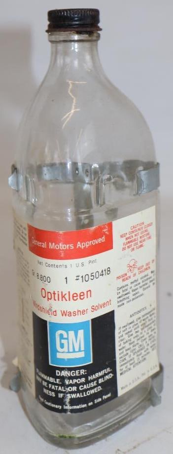 General Motors Opticlean Windshield Washer Solvent Glass Bottle With Bracket (1 of 3)