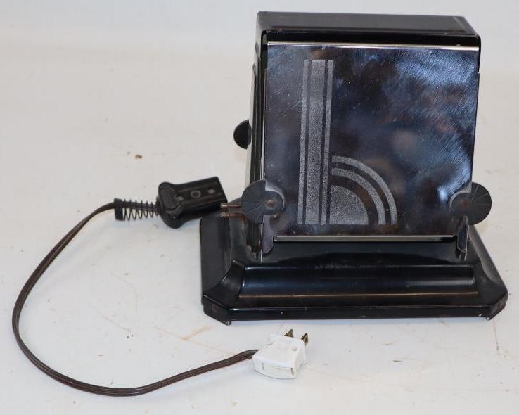 Early Westinghouse Turnover Toaster (1 of 3)
