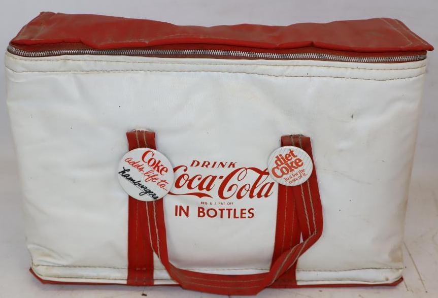 Drink Coca-Cola in Bottles Insulated Lunch Bag: 15.5" x 6" x 10"
