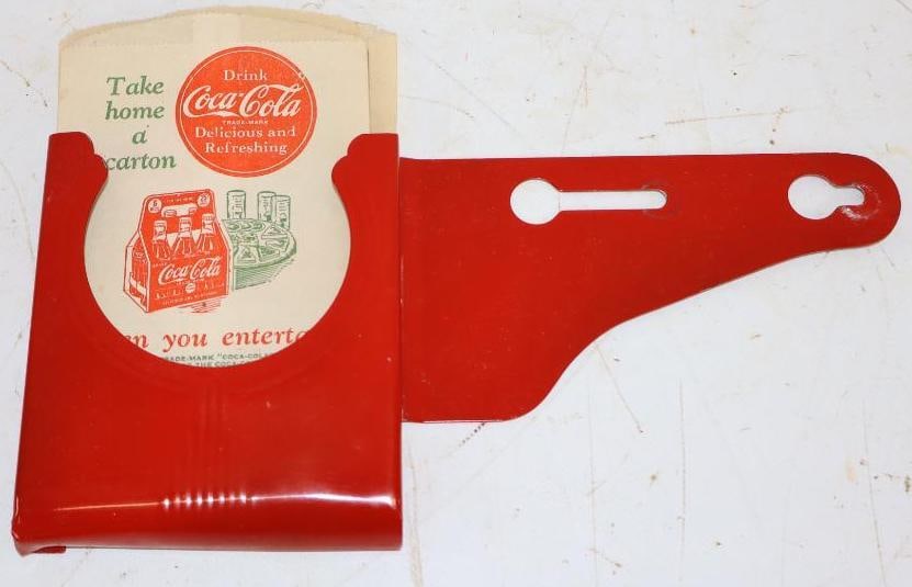 Pepsi and Coca-Cola Advertising No Drip Bottle Protectors with Dispenser (1 of 2)