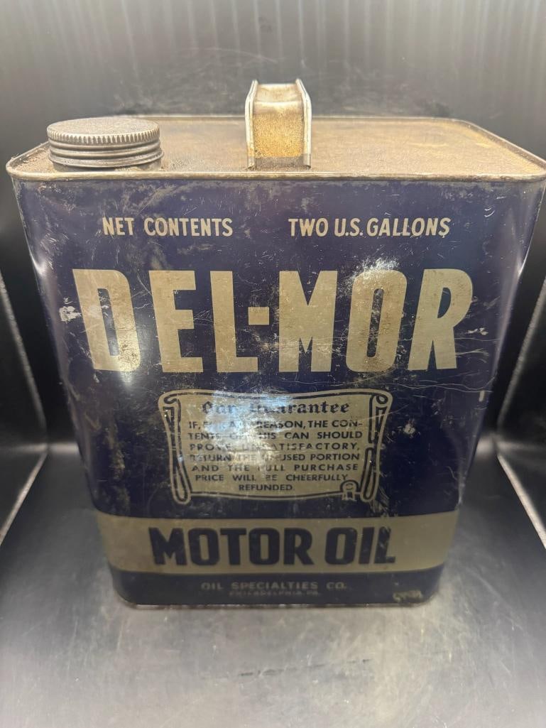 Del-Mor Motor Oil: Phil PA, Faded spot, Minor scuffs, fair condition