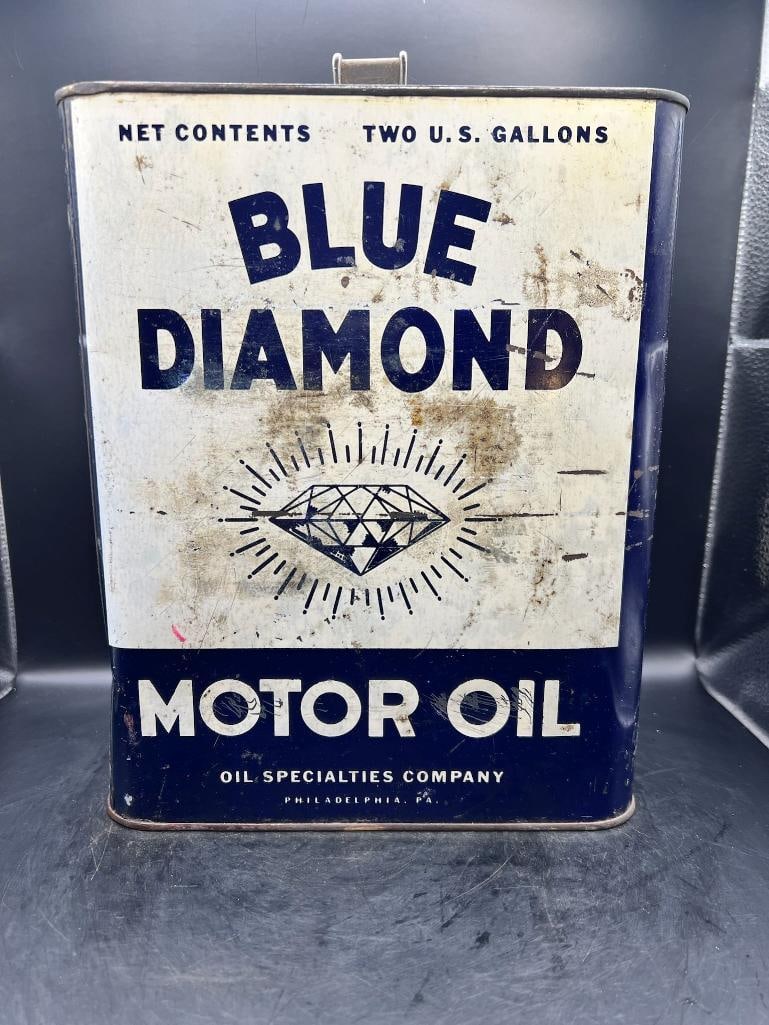 Blue Diamond Motor Oil: Philadelphia, Pa, great color, scratching and mild rust, dent on one side