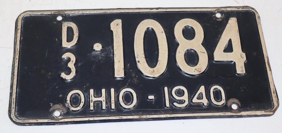 1940 Ohio Dealer District 3 License Plate from Collingwood Motor Sales Findlay Ohio (1 of 2)