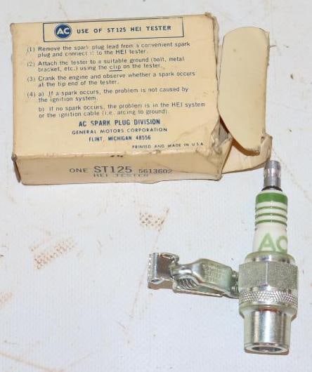 AC Spark Plug Tester in Original Box (1 of 4)