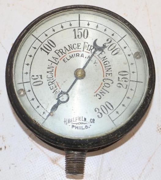 American La France Fire Engine Co. Inc. Pressure Gauge (1 of 2)
