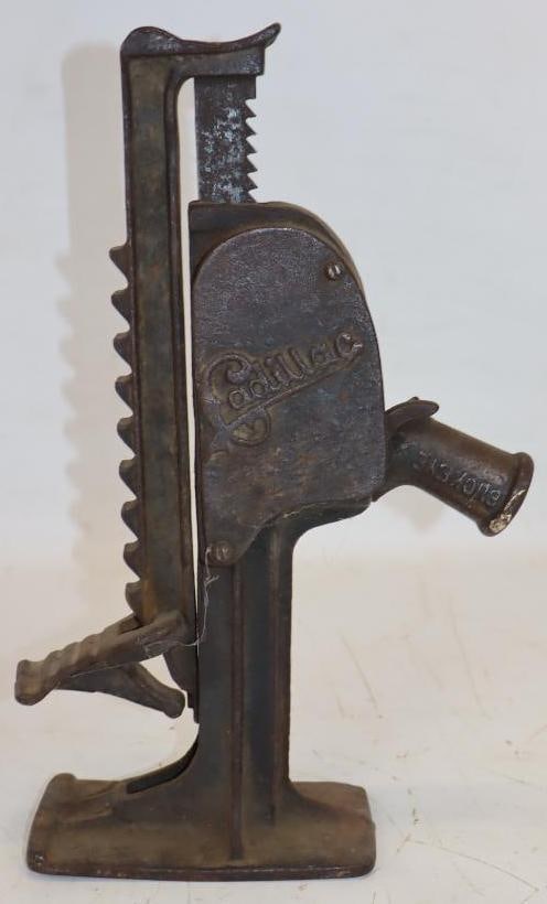 Early Cadillac Automobile Car Jack (1 of 4)