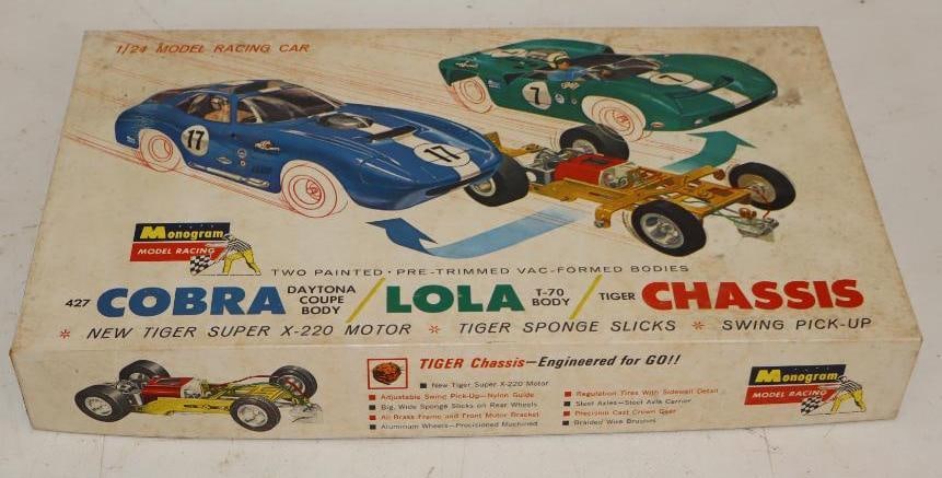 1965 Monogram 1/24th Model Racing Car Kit (1 of 5)