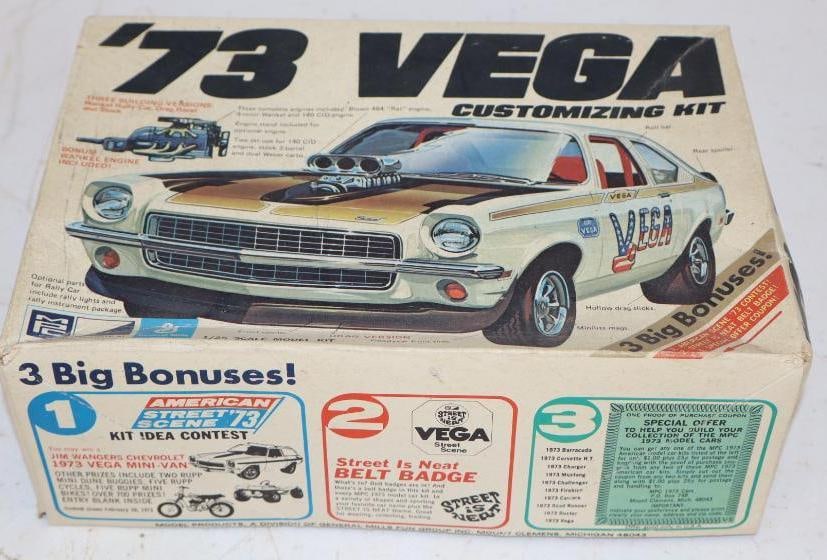 1973 Vega 1/25th Scale Model Kit in Original Box (1 of 4)