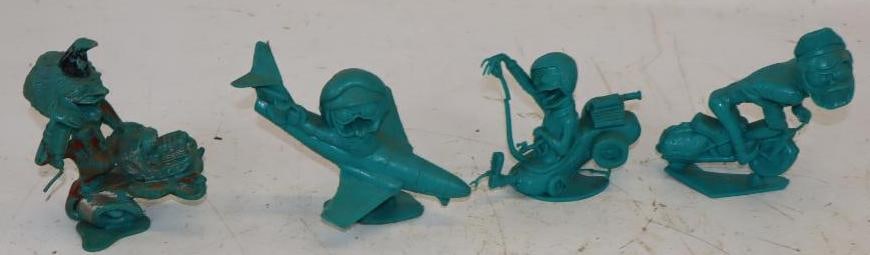 Group of 4 1963 Louis Marx Nutty Mads Big Daddy Eddie Roth Characters (1 of 5)