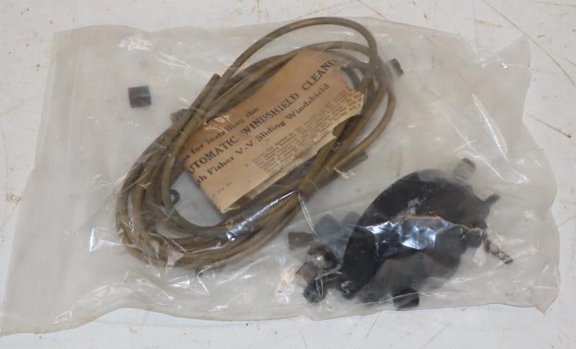 Early Automobile Windshield Cleaner Accessory with Instructions (1 of 4)