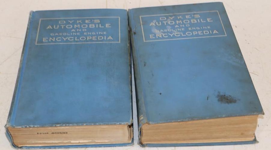1943 Group of 2 Dyke's Automobile Gasoline Engine and Encyclopedia (1 of 3)