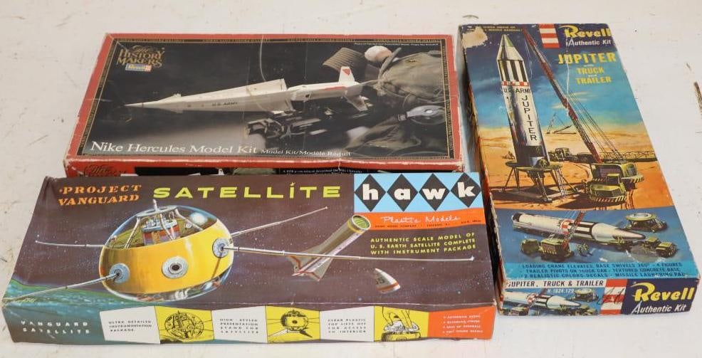 Group of 3 US Army Rockets & Satellite Plastic Models in Original Boxes: Largest is 12x6.5x2 All Appears to be Complete
