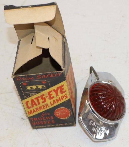 Cats-Eye No15 Marker Light in Original Box (1 of 4)
