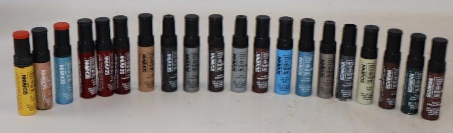 Group of 20 Schwinn Touch up Paint Brushes: 4x1x1 Each