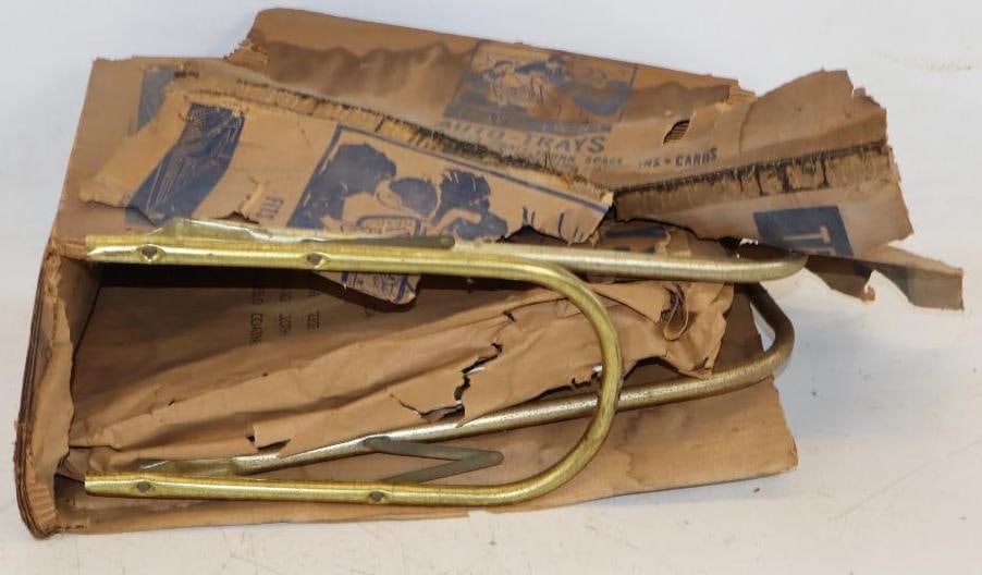 Travel-Twins Auto-Trays in Original Box: Box is in bad shape. 14.5" x 21" x 20"