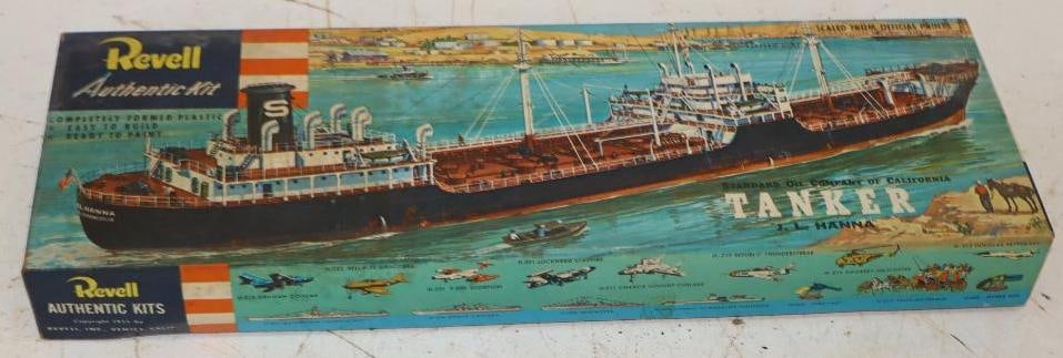 1955 Revell Standard Oil Tanker Model Ship (1 of 4)