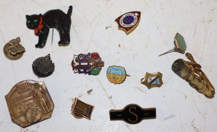 Group of 11 Early Pinback Badges & Tie Tacks (1 of 4)