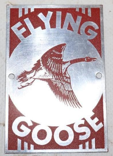 1949 Jeepster Flying Goose Bicycle Head Badge (1 of 2)