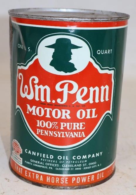 Wm. Penn One Quart Metal Oil Can (1 of 3)