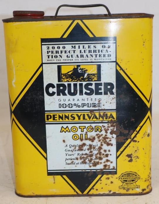 Cruiser Two Gallon Motor Oil Can: Empty. 6" x 8.5" x 11"