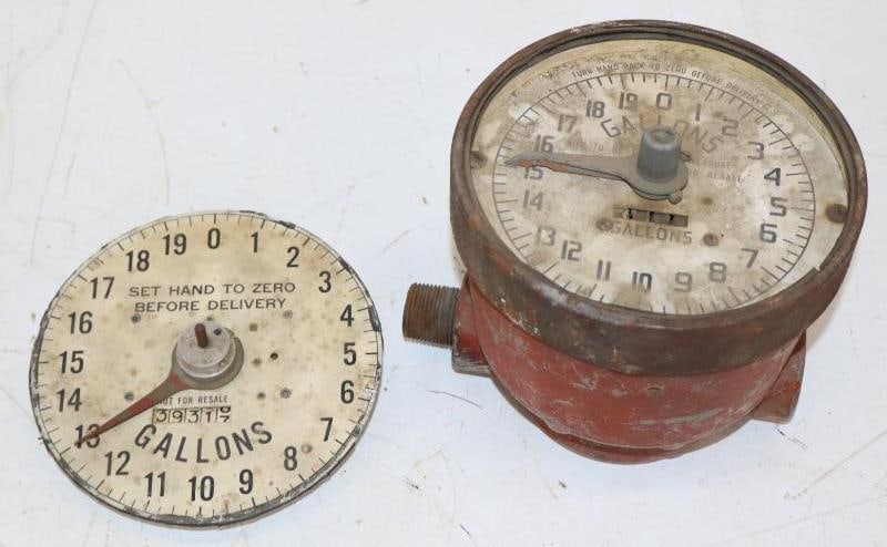Group of 2 - 20 Gallon Gas Gauges: Largest is 6.5" x 6.5"