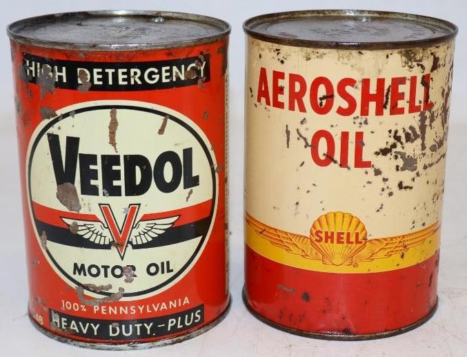 Group of 2 Veedol Flying V, and Aeroshell Metal One Quart Oil Cans (1 of 2)