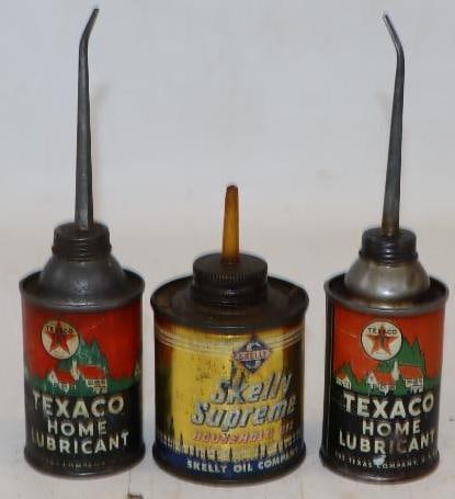 Group of 3 Texaco & Skelly Round Handy Oiler Cans (1 of 2)